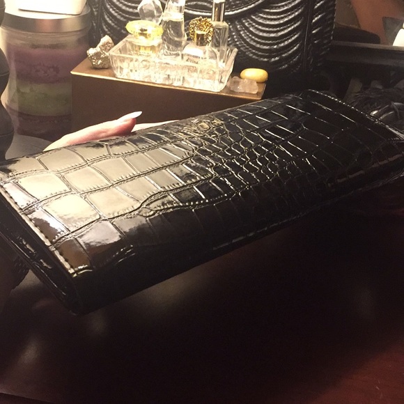 TRADED 💕Evening bag/oversized clutch - Picture 7 of 9